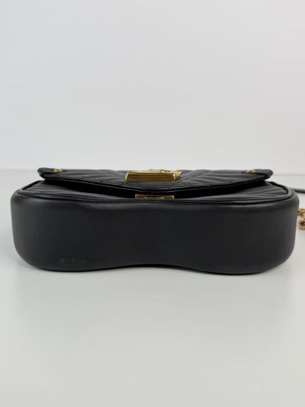 Louis Vuitton new wave chain bag - Picture 9 of 11